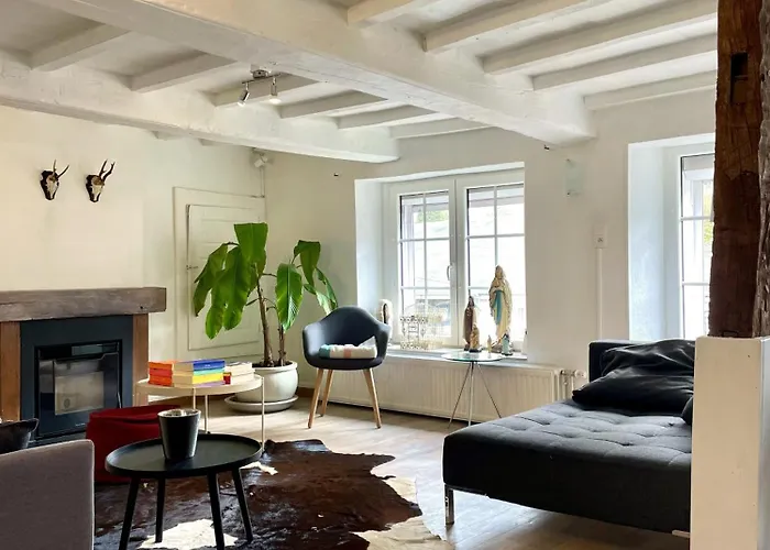 Maison Ardennaise A Corbion-sur-semois بيت للعطل بوالون