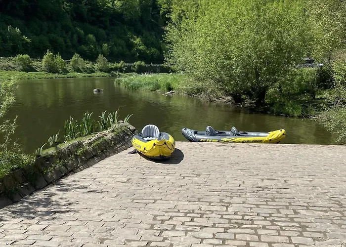 Maison Ardennaise A Corbion-sur-semois بوالون